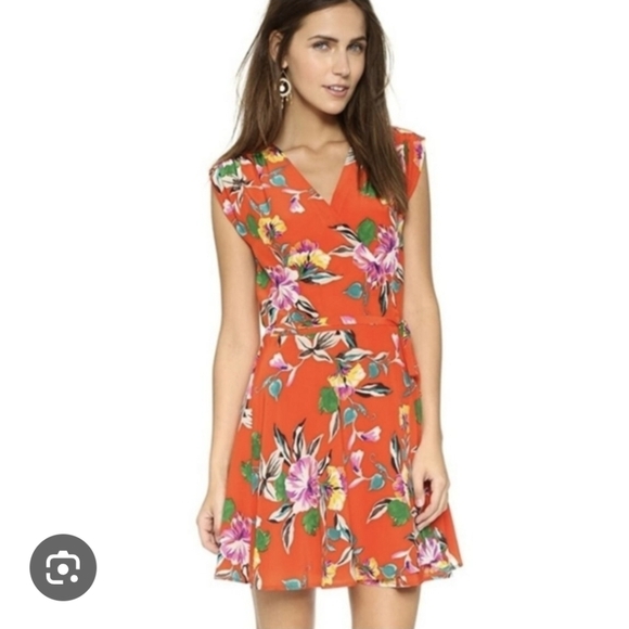 Yumi Kim Hot Lagoon Soho Mixer Dress Mini Wrap Dress Floral Bright Red Tie Waist - Picture 1 of 9